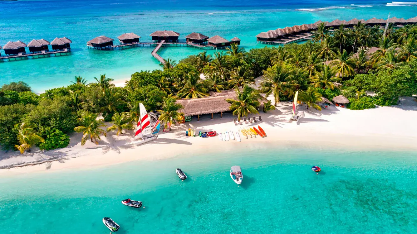 Sheraton Maldives Full Moon Resort & Spa